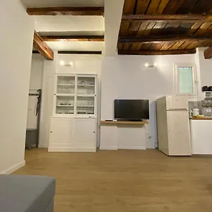  Apartment Il Cortile Tra I Portici