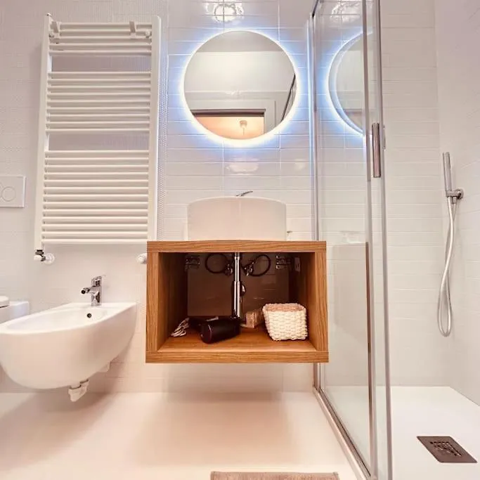 Homeby, Mascarella Patio Apartment Bologne