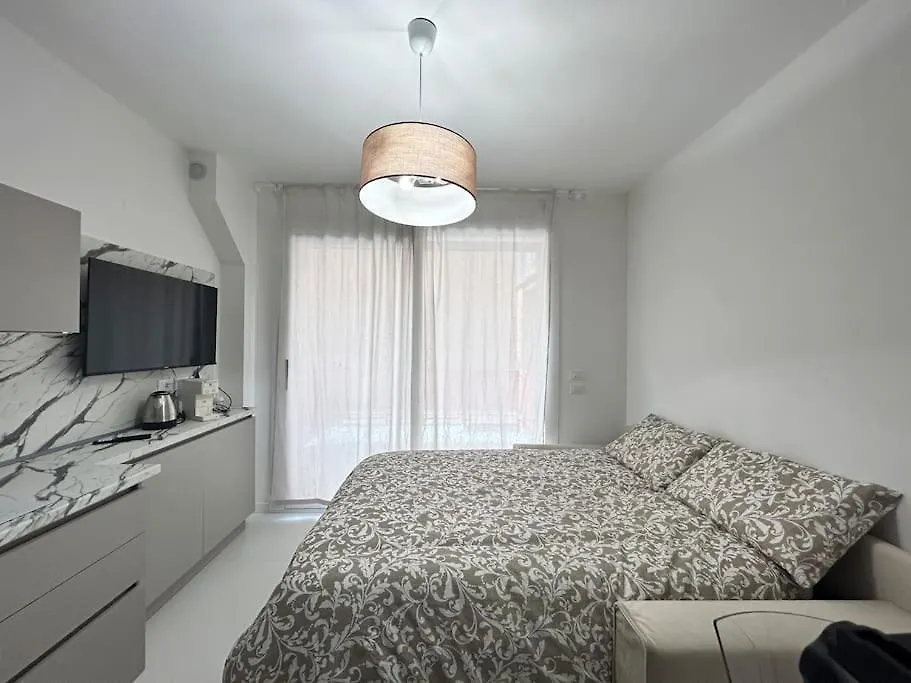 Homeby, Mascarella Patio Apartment Bologna 0*,