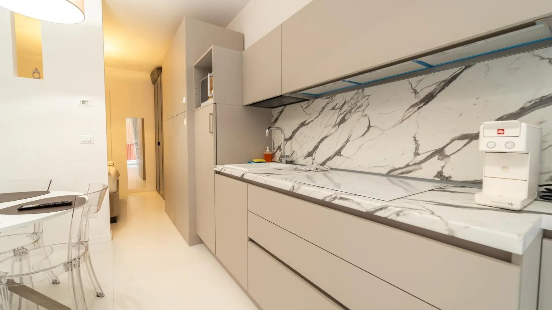 Homeby, Mascarella Patio Apartment Bologna 0*,