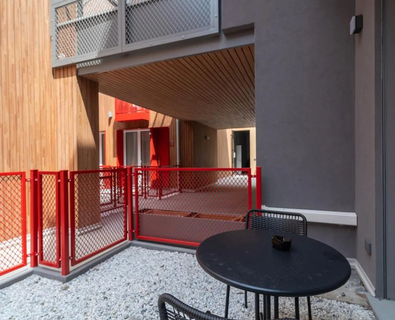 Homeby, Mascarella Patio Apartment Bologna