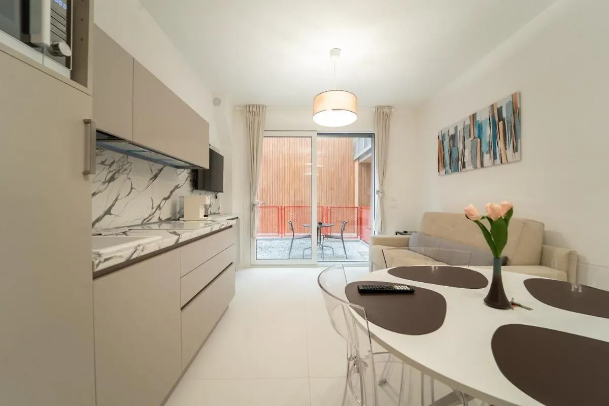 Homeby, Mascarella Patio Apartment Bologna 0*,